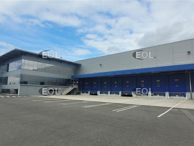 Location cellule logistique Étupes Axe A36, accès PL nombreux