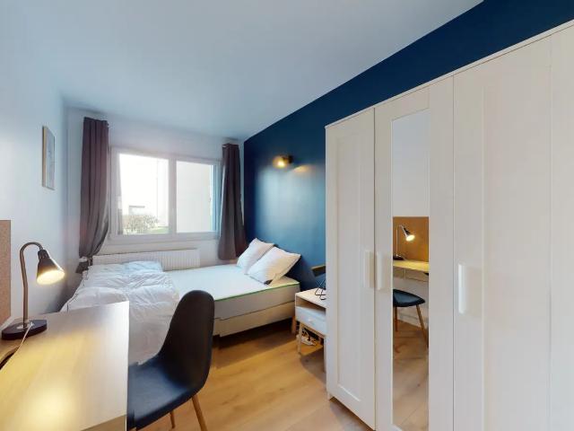 Location Chambre Mail des Catalpas, Montigny le Bretonneux