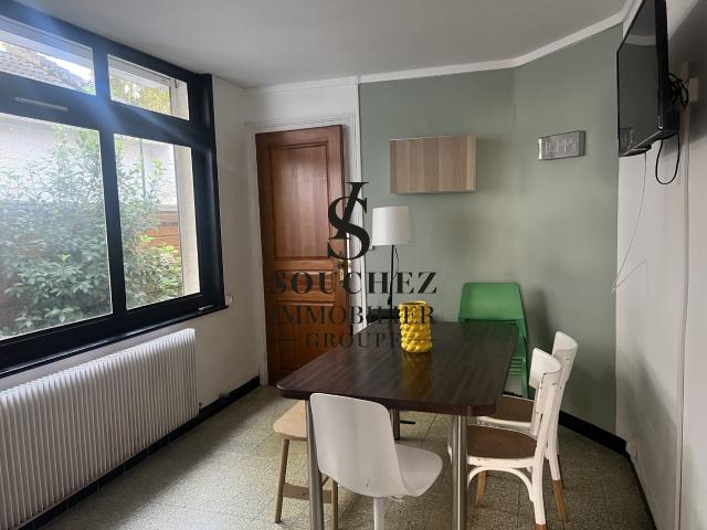 Location Chambre N 17, Avion