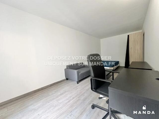 Location Chambre Allée des Marronniers, Mantes la Jolie