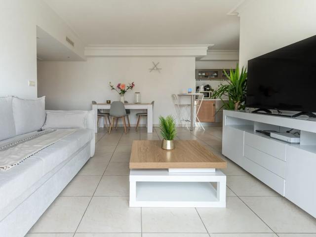 Location Chambre Chemin des Hautes Bréguières, Antibes
