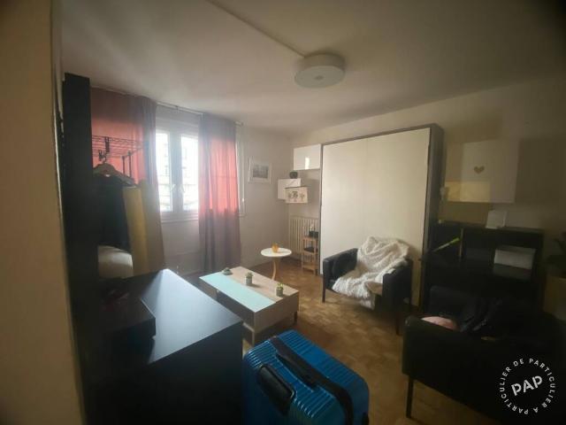 Location Appartement Ligne de La Râpée à Batignolles petite ceinture de Paris, Paris