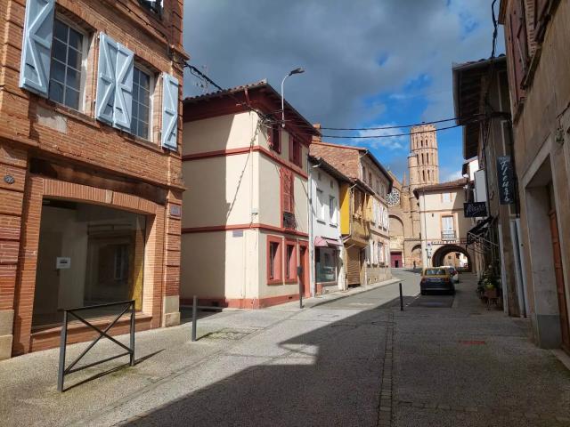 Location Chambre Place de la Halle, Montesquieu Volvestre