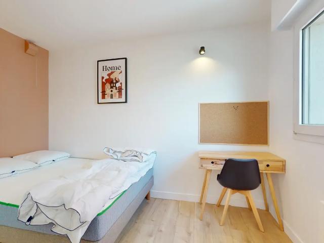 Location Chambre Place de l'Église, Villejuif