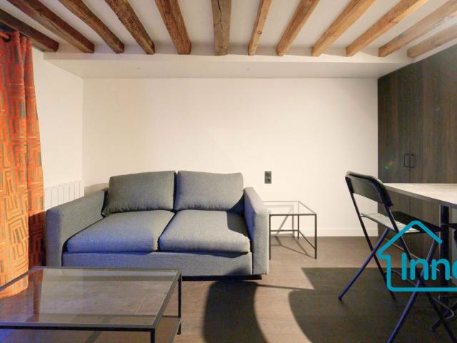 Location Chambre Quai des Grands Augustins, Paris