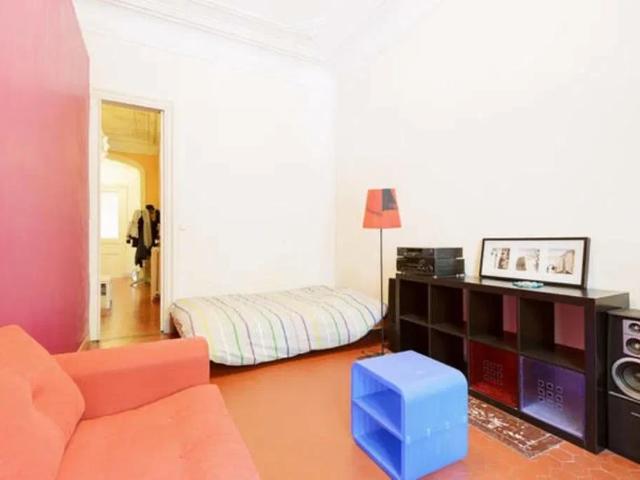 Location Chambre Rue Consolat, Marseille
