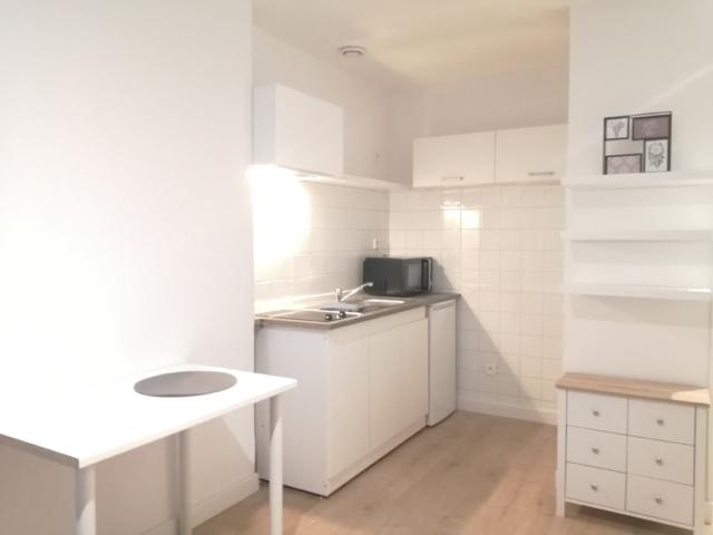 Location Chambre Rue De La Ville, Le Burgaud