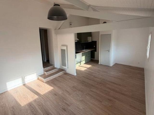 Location Appartement Rue des Treilles, Libourne
