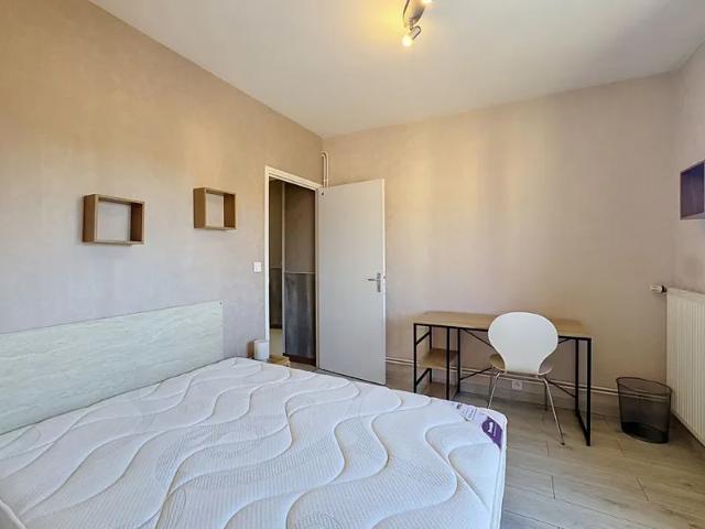 Location Chambre Rue du 18 Juin, Rodez