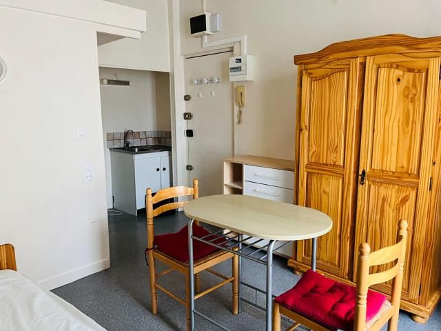Location Chambre Rue du Gouvernement, Saint Quentin