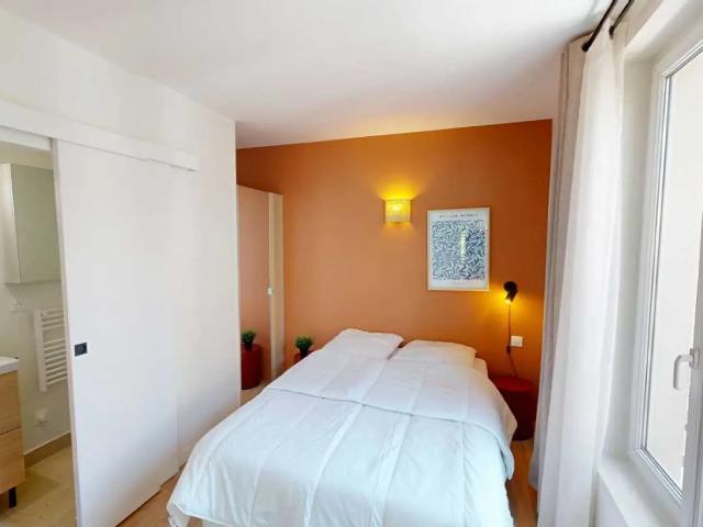 Location Chambre Rue Lally Tollendal, Paris