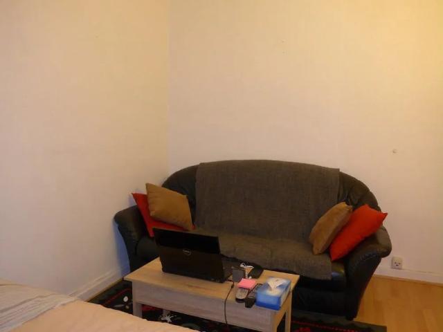 Location Chambre Rue Paul Napoléon Roinard, Courbevoie