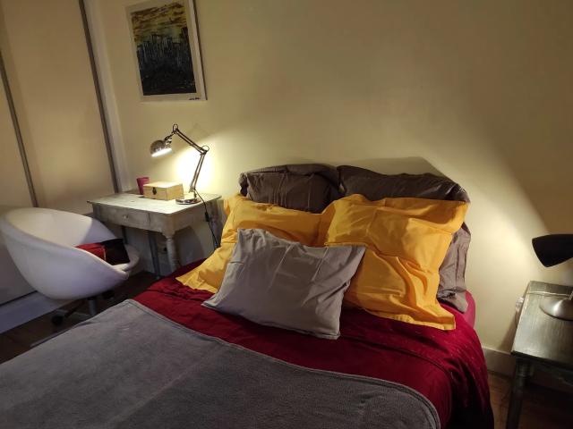 Location Chambre Rue Robert Caumont, Bordeaux