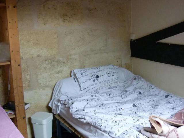 Location Chambre Rue Robert Caumont, Bordeaux