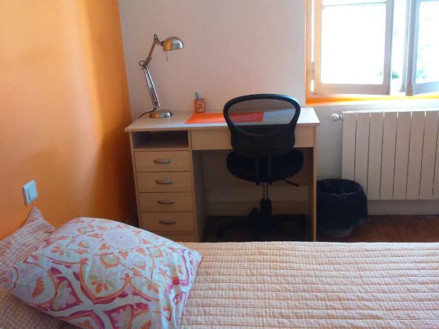 Location Chambre Rue Robert Caumont, Bordeaux