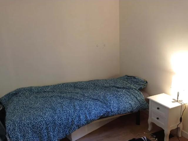 Location Chambre Rue Robert Caumont, Bordeaux