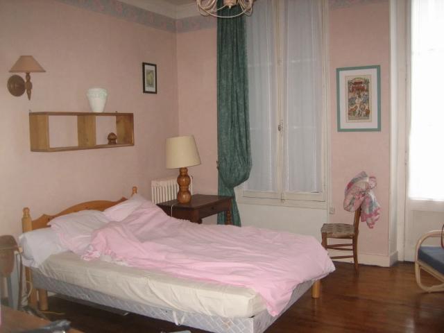 Location Chambre Rue Robert Caumont, Bordeaux
