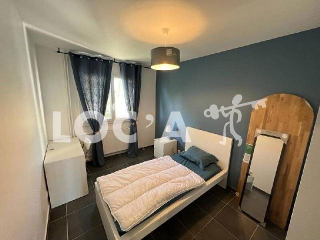 Location Chambre 12 m² à Vaulx en Velin 490 ¤ CC /mois