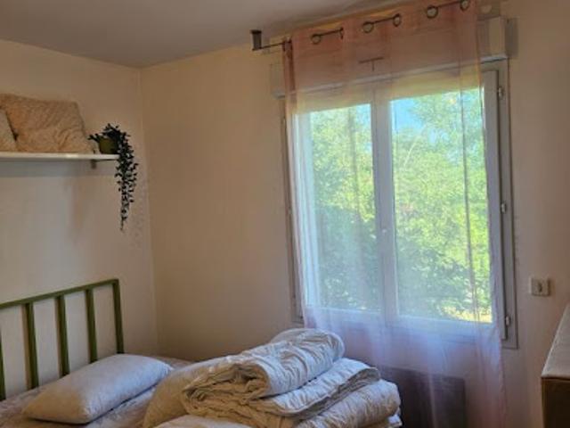 Location Chambre 1 pièce 25 m2 Evry Grégy sur Yerre