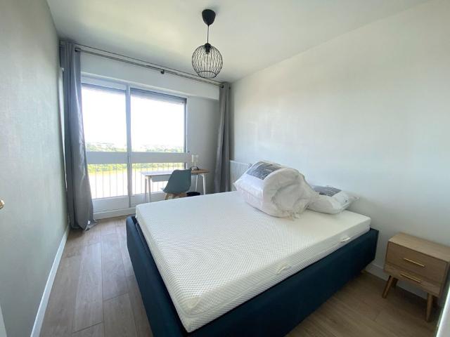 Location chambre 1 pièce, 76.65m², Nantes