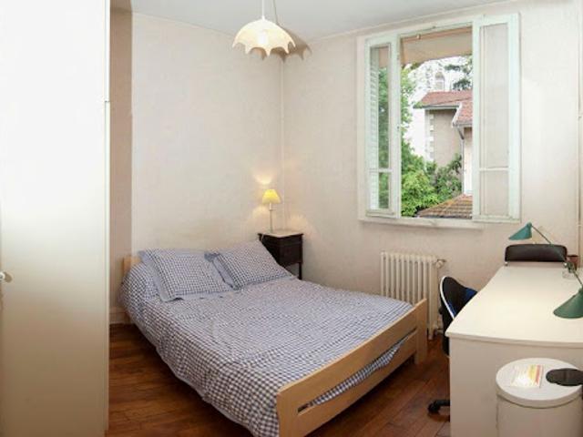 Location Chambre 1 pièce 9 m2 Bourg en Bresse