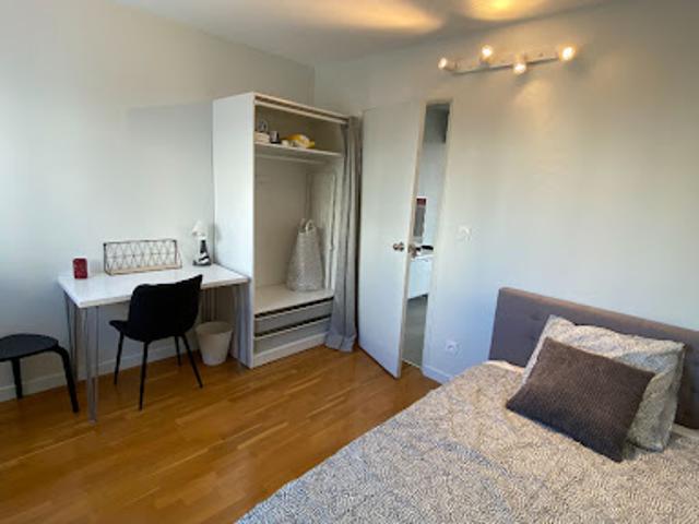 Location Chambre 4 pièces 75 m2 Lyon 8ème