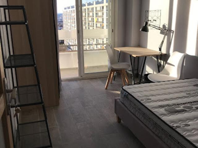 Location Chambre 6 pièces 95 m2 Bron