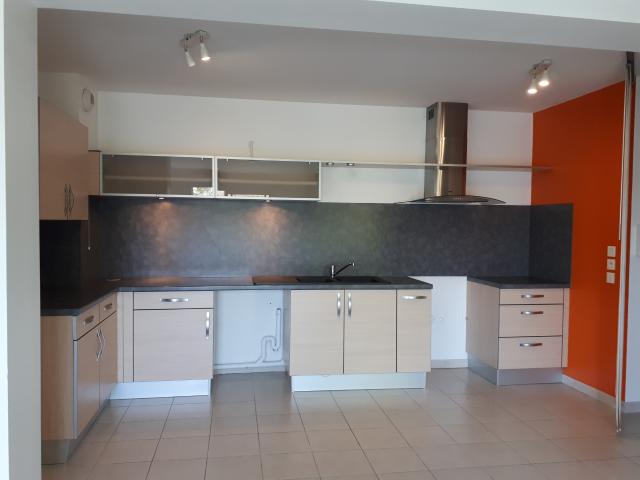 Location Charmant F3 63m2 avec balcon sainte Geneviève des bois balcon | Flor'immo
