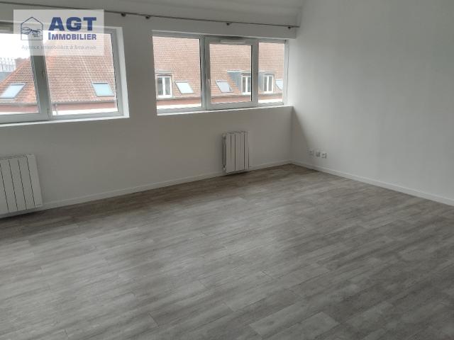 LOCATION DE TYPE STUDIO DE 34 M2 CENTRE VILLE