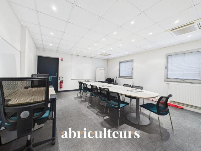 Location de Bureau à 1h de Paris à proximité de Chartres 28630