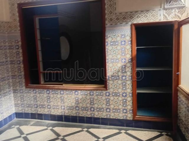 Location de magasin au centre de Meknès