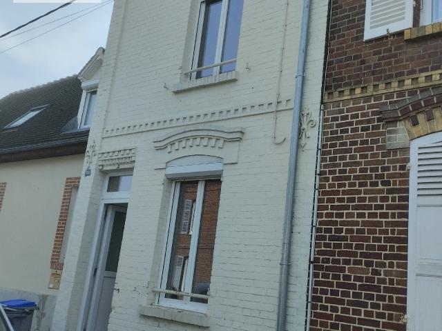 LOCATION DE MAISON DE VILLE A BEAUVAIS