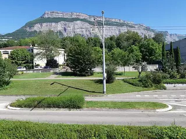 location divers, 30.36 m²
