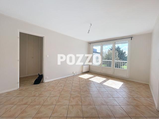 LOCATION d'un appartement 2 pièces 42 m2 à HEROUVILLE SAINT CLAIR