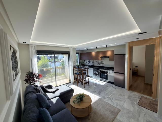 Location d'un appartement à Riviera. 1 belle chambre. Cuisine équipée