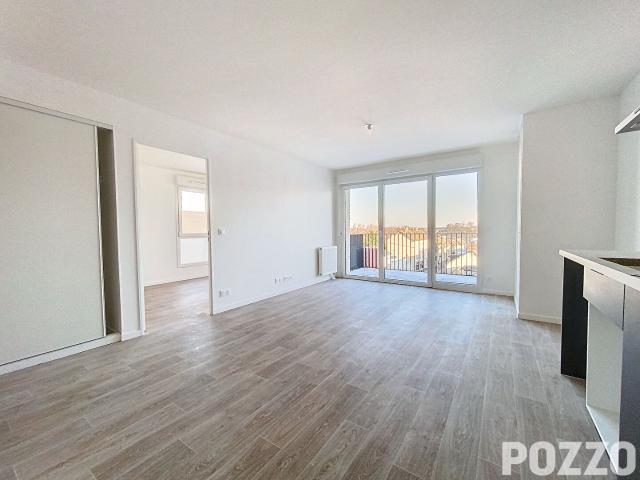 LOCATION d'un appartement F2 45 m2 à MONDEVILLE rue Emile Zola PINEL