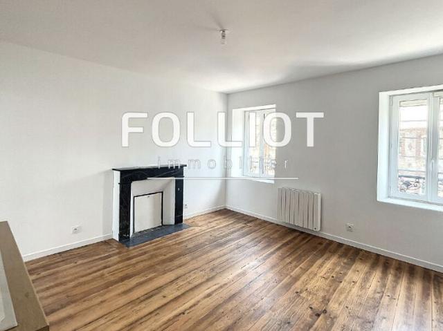 LOCATION d'un appartement F2 � COUTANCES