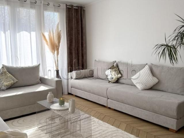 Location d'un appartement haut standing à Oasis. Superficie 125 m²