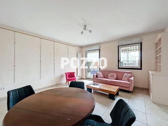 LOCATION d'un appartement T2 52 m² à CAEN