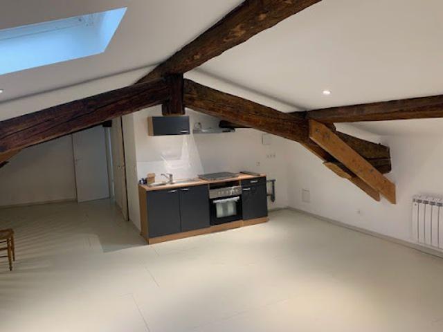 Location Duplex 3 pièces 100 m2 Mazamet