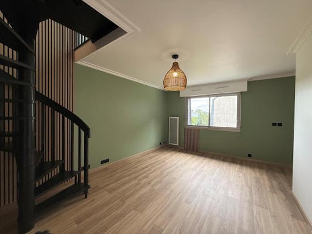 Location Duplex 3 pièces 56 m2 Tours