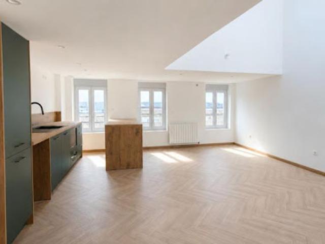 Location Duplex 3 pièces 80 m2 Amiens