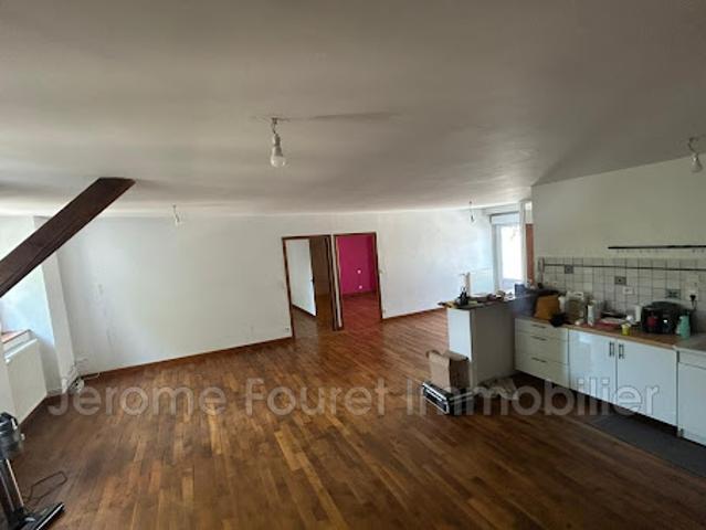 Location Duplex 3 pièces 100.73 m2 Egletons