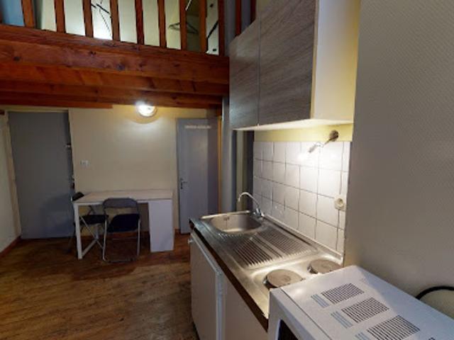 Location Duplex 1 pièce 11 m2 Saint Etienne