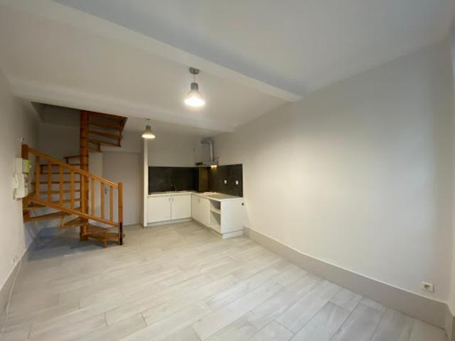 Location Duplex 2 pièces 37 m2 Caussade