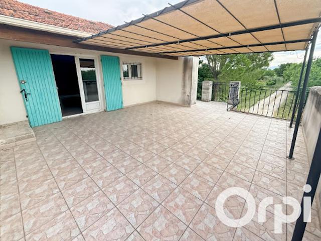 Location Duplex 2 pièces 64.8 m2 Camaret sur Aigues