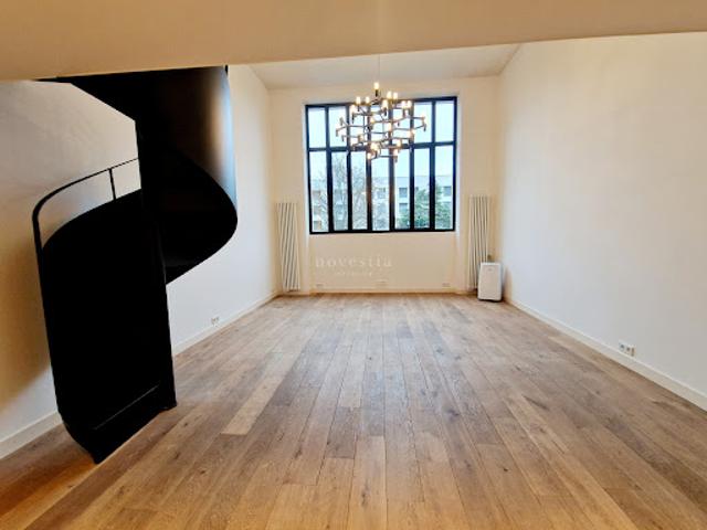 Location Duplex 2 pièces 75 m2 Paris 17ème