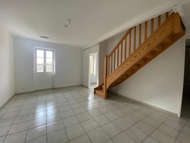 Location Duplex 4 pièces 78 m2 Caussade
