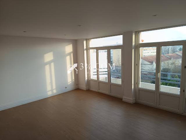 Location Duplex 4 pièces 97.62 m2 Saint Max