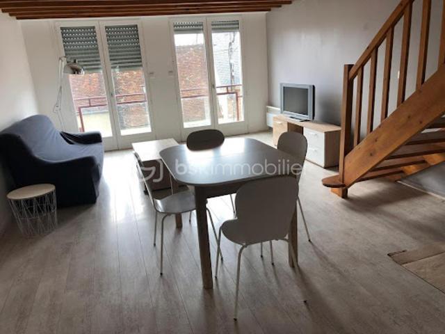 Location Duplex 5 pièces 87 m2 Beauvais